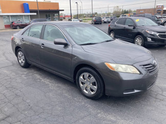 Used 2009 Toyota Camry LE image 1