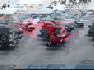 New 2025 Mitsubishi Outlander SE image 1