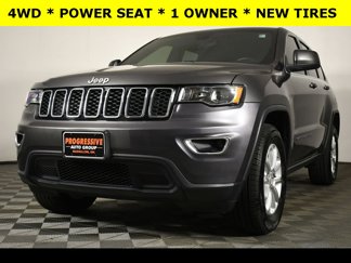 Used 2021 Jeep Grand Cherokee Laredo image 1