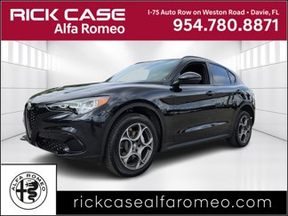 New 2025 Alfa Romeo Stelvio Sprint image 1