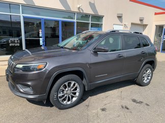 Used 2021 Jeep Cherokee Latitude Plus image 1