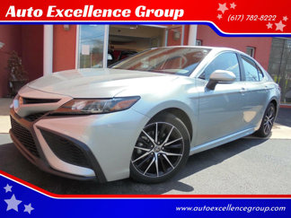 Used 2023 Toyota Camry SE image 1