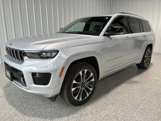 Used 2022 Jeep Grand Cherokee L Overland w/ Advanced Protech Group III image 1