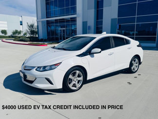 Used 2017 Chevrolet Volt LT w/ Comfort Package image 1