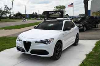 Used 2023 Alfa Romeo Stelvio Veloce image 1