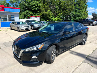 Used 2021 Nissan Altima 2.5 SR image 1
