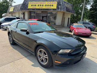 Used 2012 Ford Mustang Premium image 1