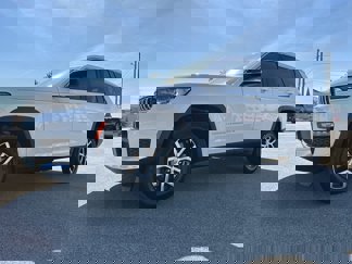 New 2025 Jeep Grand Cherokee L Limited image 1