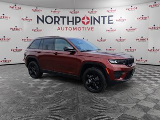 New 2025 Jeep Grand Cherokee Altitude image 1