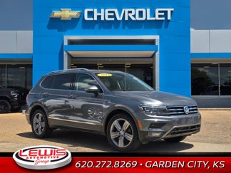 Used 2018 Volkswagen Tiguan SEL Premium w/ 3rd Row Seat Package image 1