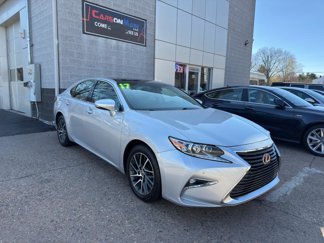 Used 2017 Lexus ES 350 image 1