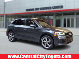 Used 2020 Audi Q5 2.0T Titanium Premium Plus w/ Premium Plus Package image 1