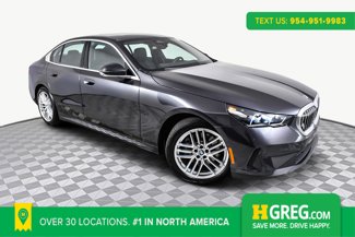 Used 2025 BMW 530i w/ Premium Package image 1