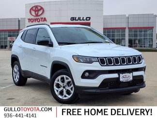 Used 2025 Jeep Compass Latitude w/ Convenience Group image 1