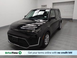 Used 2023 Kia Soul LX image 1