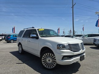 Used 2016 Lincoln Navigator Select image 1