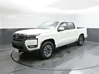 New 2025 Nissan Frontier SL image 1