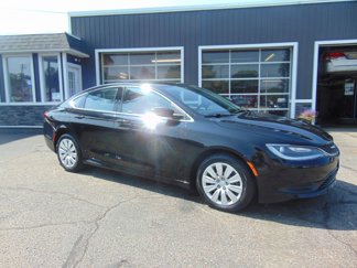 Used 2016 Chrysler 200 LX image 1