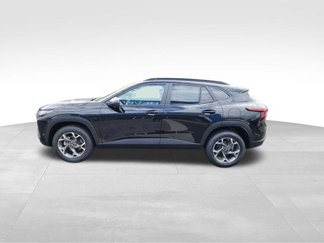 New 2025 Chevrolet Trax LT w/ Driver Confidence Package image 1