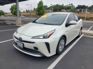 Used 2020 Toyota Prius L Eco image 1
