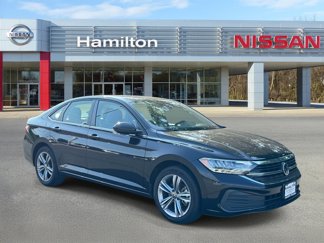 Used 2024 Volkswagen Jetta SE image 1