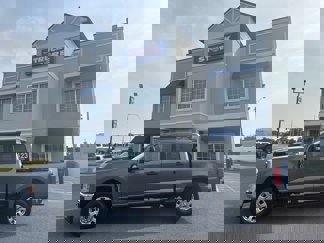 Used 2023 Ford F250 XLT image 1