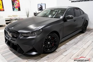 Used 2025 BMW M5 w/ Carbon Package image 1