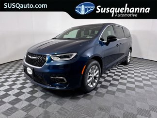 New 2025 Chrysler Pacifica Select image 1