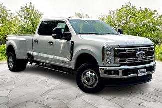 New 2025 Ford F350 XLT image 1