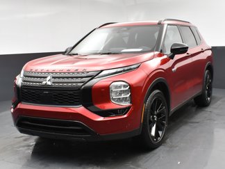 New 2025 Mitsubishi Outlander SEL Black Edition image 1