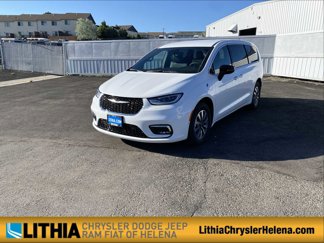 New 2025 Chrysler Pacifica Select image 1
