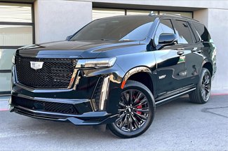 Used 2024 Cadillac Escalade V w/ LPO, ONYX Package image 1