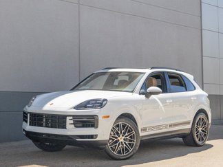 New 2025 Porsche Cayenne image 1