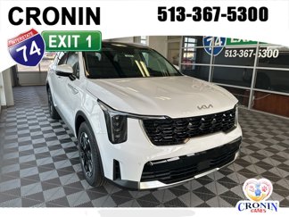 New 2025 Kia Sorento S w/ Panoramic Sunroof Package image 1