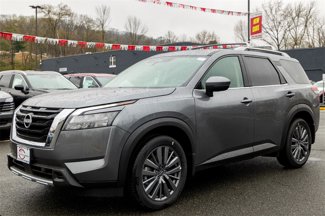 New 2025 Nissan Pathfinder SL w/ SL Premium Package image 1