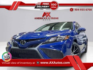 Used 2024 Toyota Camry SE image 1