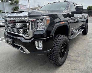 Used 2020 GMC Sierra 2500 Denali w/ Denali Ultimate Package image 1