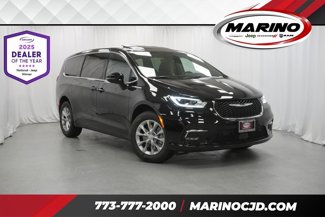 New 2025 Chrysler Pacifica Select image 1