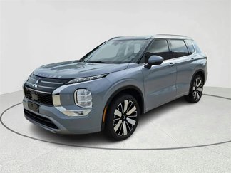 New 2025 Mitsubishi Outlander SEL image 1