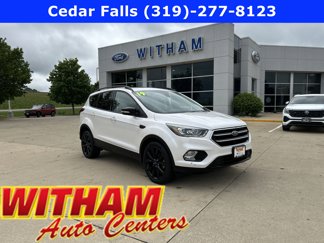 Used 2019 Ford Escape Titanium image 1