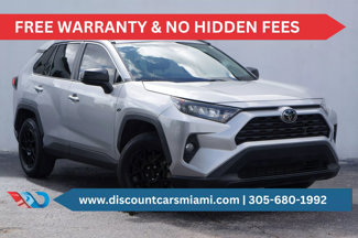 Used 2021 Toyota RAV4 LE image 1