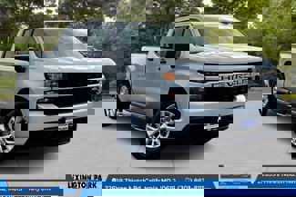 Used 2022 Chevrolet Silverado 1500 Custom image 1