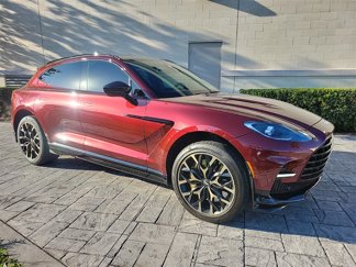Used 2023 Aston Martin DBX 707 image 1