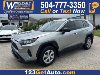 Used 2020 Toyota RAV4 LE image 1