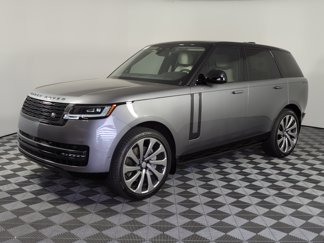 New 2025 Land Rover Range Rover SE image 1