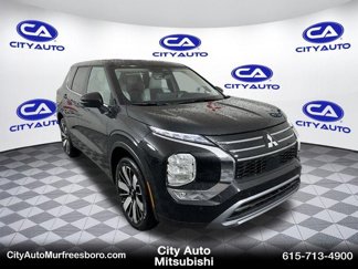 New 2025 Mitsubishi Outlander SE image 1