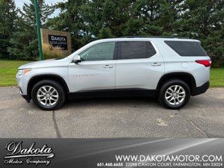 Used 2021 Chevrolet Traverse LT image 1