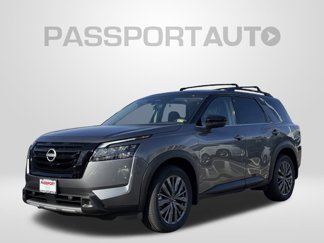 New 2025 Nissan Pathfinder SL w/ SL Premium Package image 1