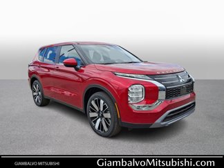 New 2025 Mitsubishi Outlander SE image 1
