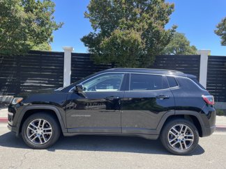 Used 2020 Jeep Compass Latitude image 1
